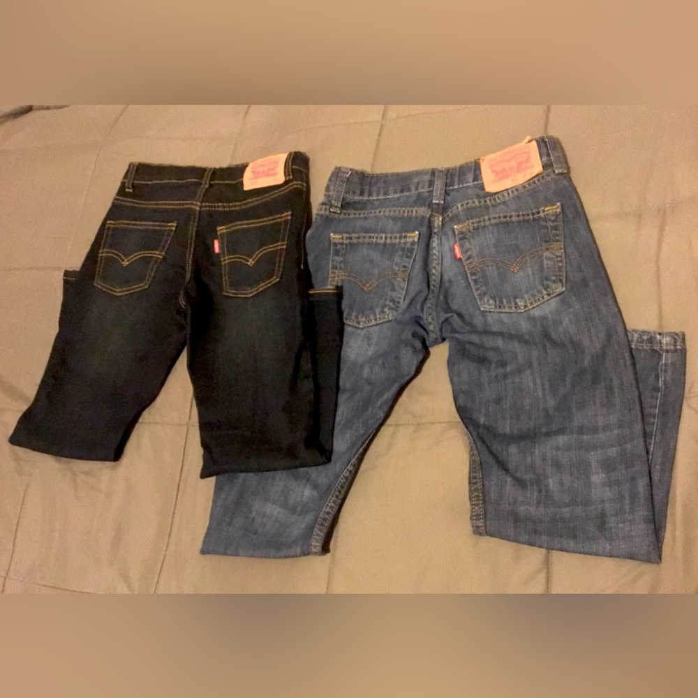 Levi’s Jeans For Kids size 7-8 Reg ( Dark Navy & Light Blue ) Levi Strau…